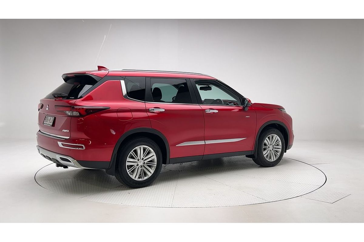 2023 Mitsubishi Outlander LS ZM