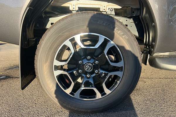 2024 Toyota Hilux SR5 GUN126R 4X4