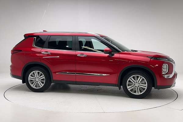 2023 Mitsubishi Outlander LS ZM