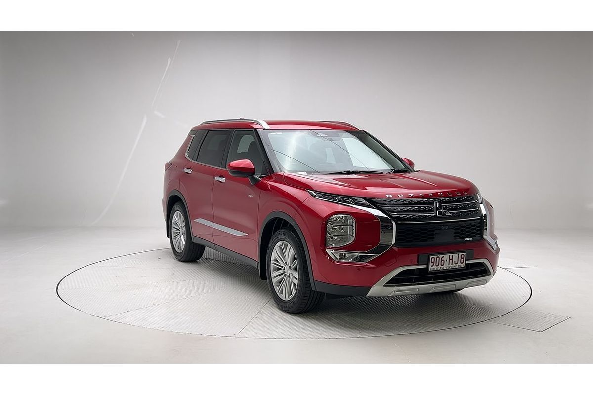 2023 Mitsubishi Outlander LS ZM