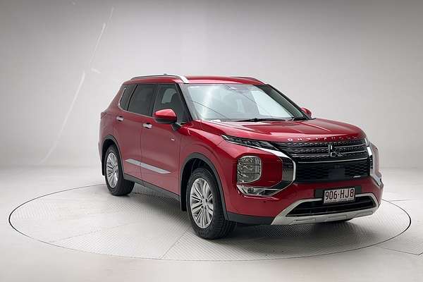 2023 Mitsubishi Outlander LS ZM
