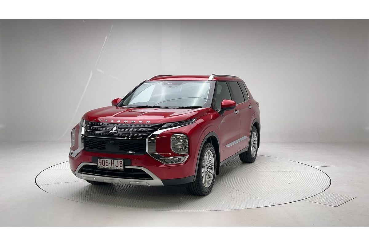 2023 Mitsubishi Outlander LS ZM