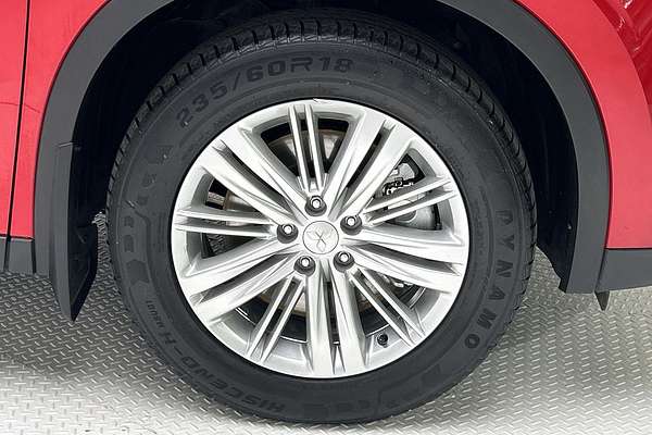2023 Mitsubishi Outlander LS ZM