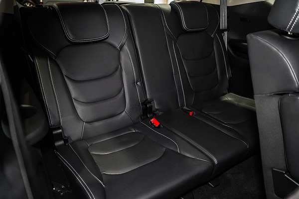 2023 LDV D90 Executive SV9A