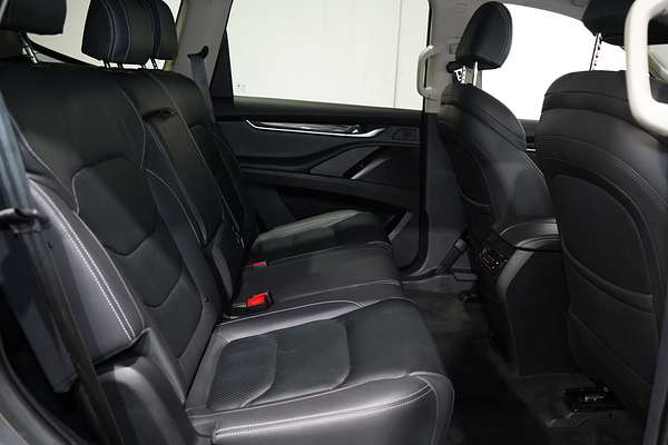 2023 LDV D90 Executive SV9A