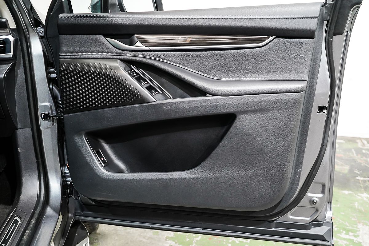 2023 LDV D90 Executive SV9A
