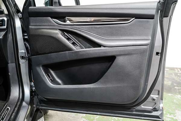 2023 LDV D90 Executive SV9A