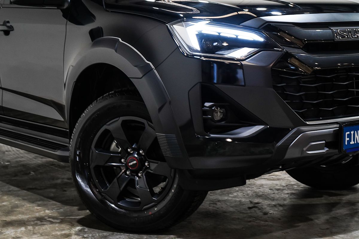 2025 Isuzu D-MAX X-TERRAIN 4X4