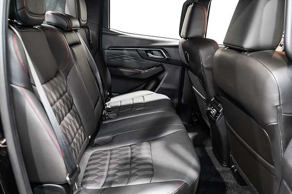 2025 Isuzu D-MAX X-TERRAIN 4X4