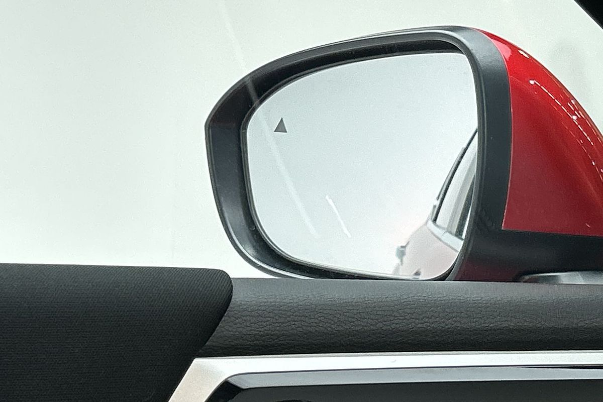 2023 Mitsubishi Outlander LS ZM