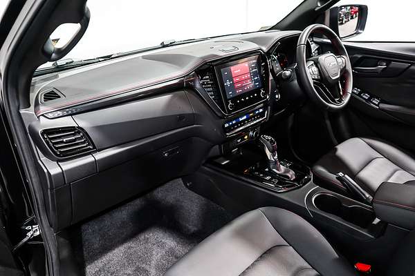 2025 Isuzu D-MAX X-TERRAIN 4X4