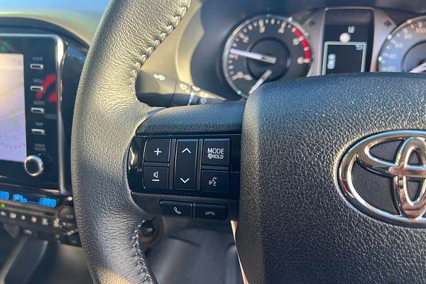 2024 Toyota Hilux SR5 GUN126R 4X4