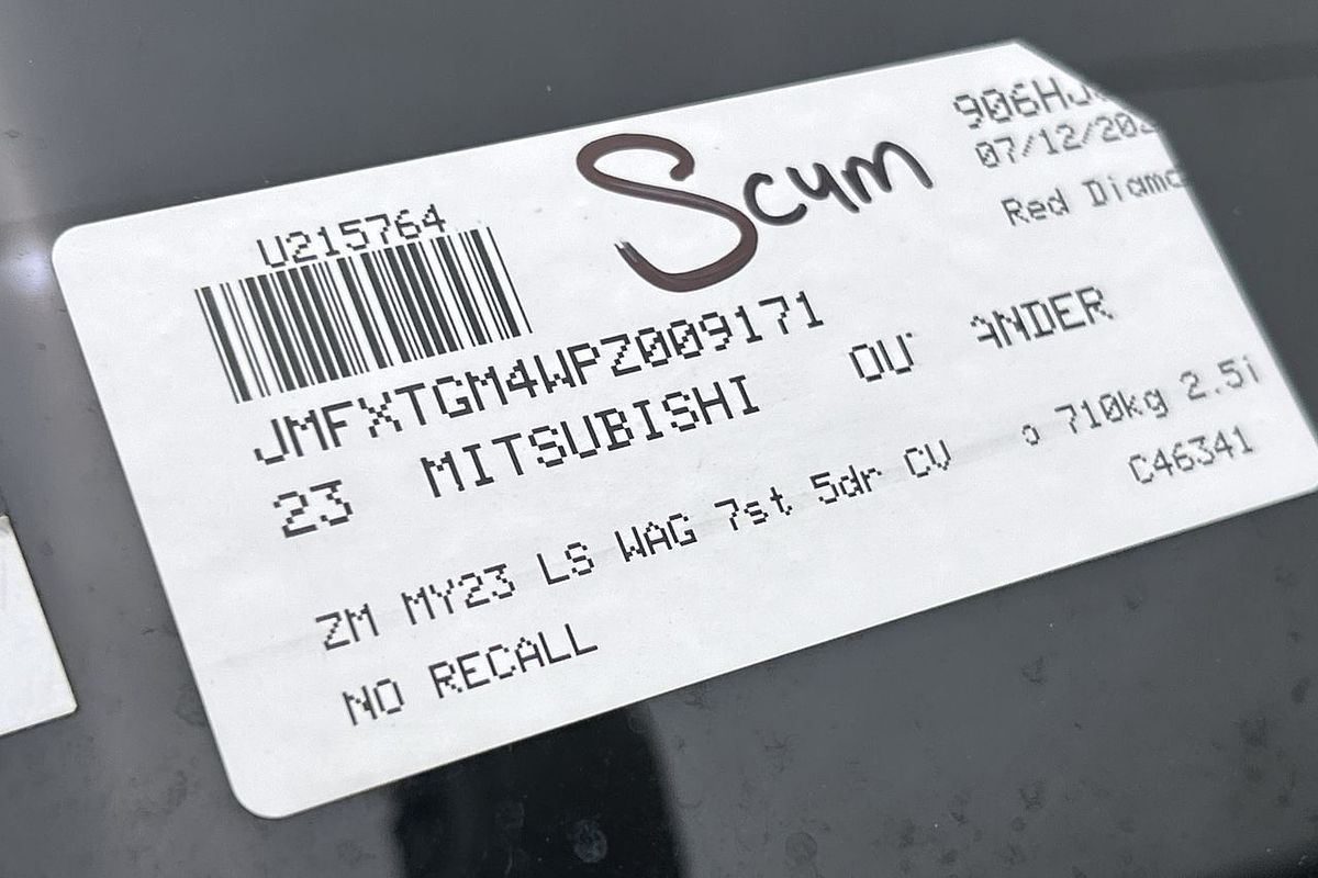2023 Mitsubishi Outlander LS ZM