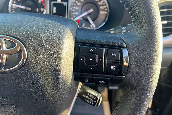 2024 Toyota Hilux SR5 GUN126R 4X4