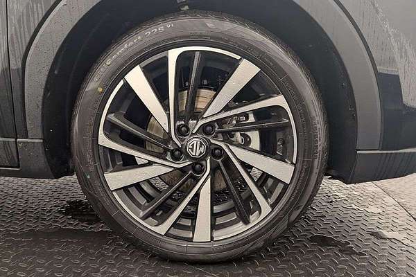 2025 MG ZS Essence ZS32