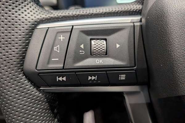 2025 Mitsubishi Outlander Exceed ZM