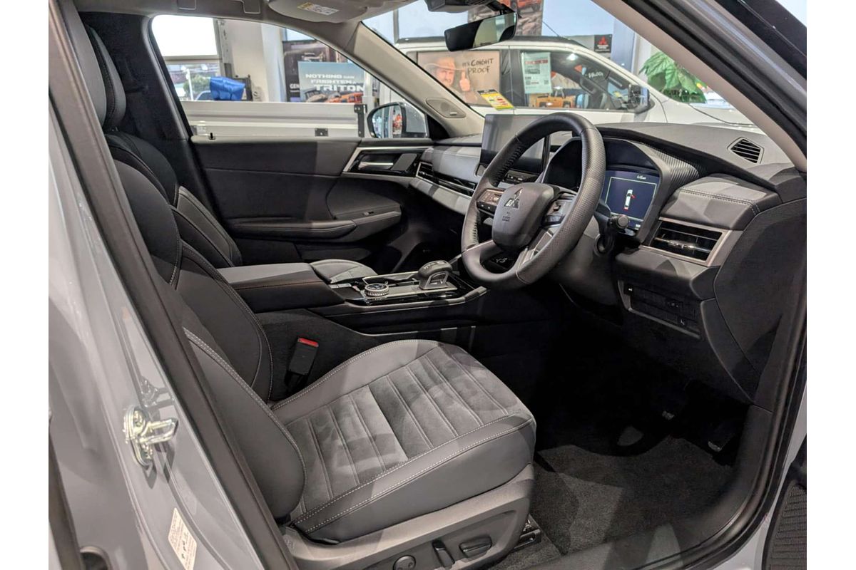 2025 Mitsubishi Outlander Aspire ZM