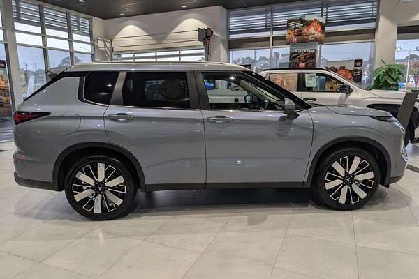 2025 Mitsubishi Outlander Aspire ZM