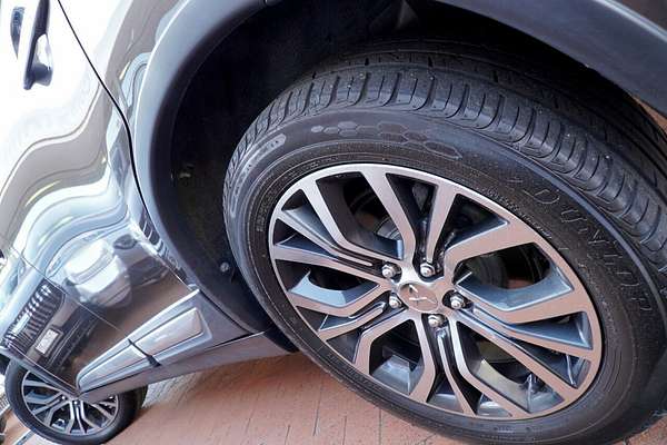 2016 Mitsubishi Outlander LS ZK