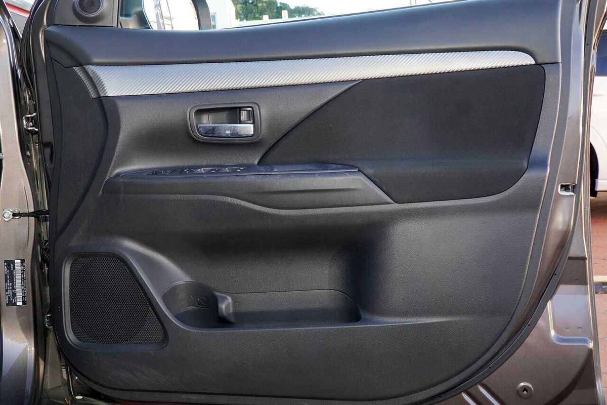 2016 Mitsubishi Outlander LS ZK