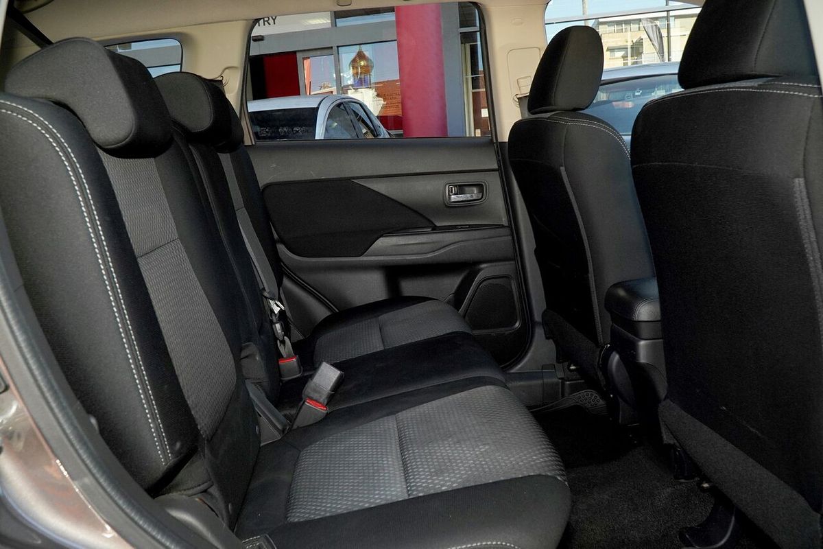2016 Mitsubishi Outlander LS ZK