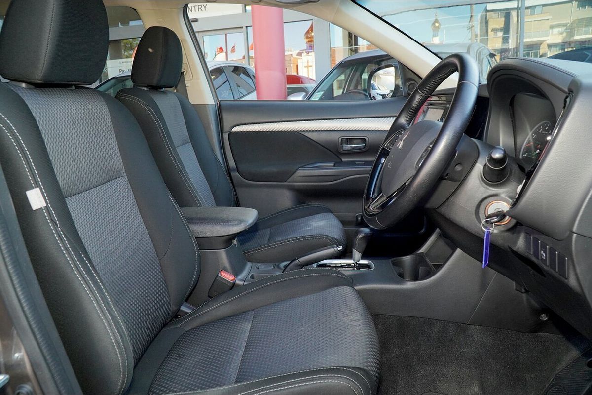 2016 Mitsubishi Outlander LS ZK