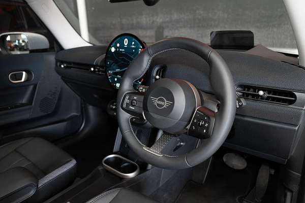 2024 MINI Cooper C Classic F66