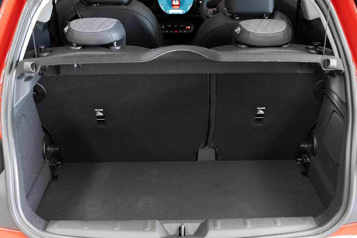 2024 MINI Cooper C Classic F66