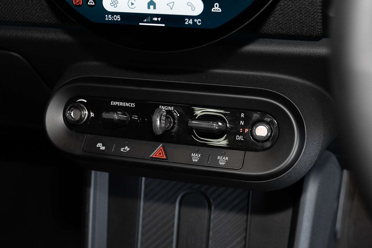 2024 MINI Cooper C Classic F66