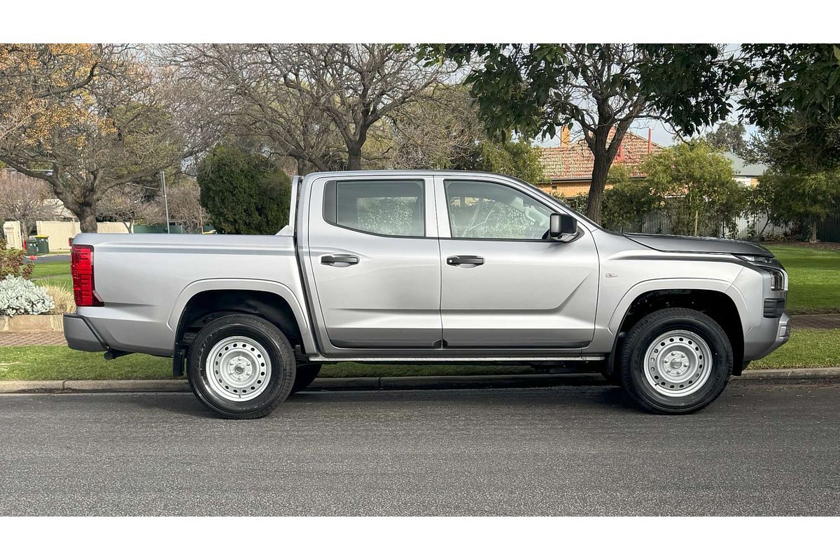 2024 Mitsubishi Triton GLX MV 4X4