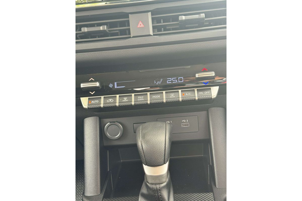 2024 Mitsubishi Triton GLX MV 4X4