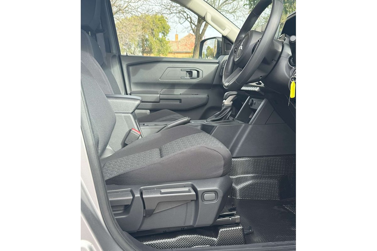 2024 Mitsubishi Triton GLX MV 4X4