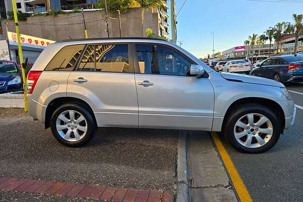 2009 Suzuki Grand Vitara Prestige JB