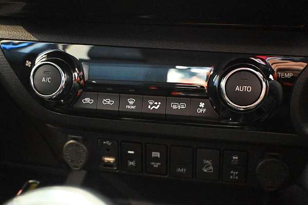 2020 Toyota Hilux SR5 GUN126R 4X4