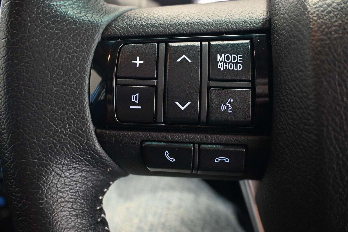 2020 Toyota Hilux SR5 GUN126R 4X4