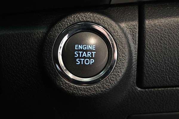 2020 Toyota Hilux SR5 GUN126R 4X4