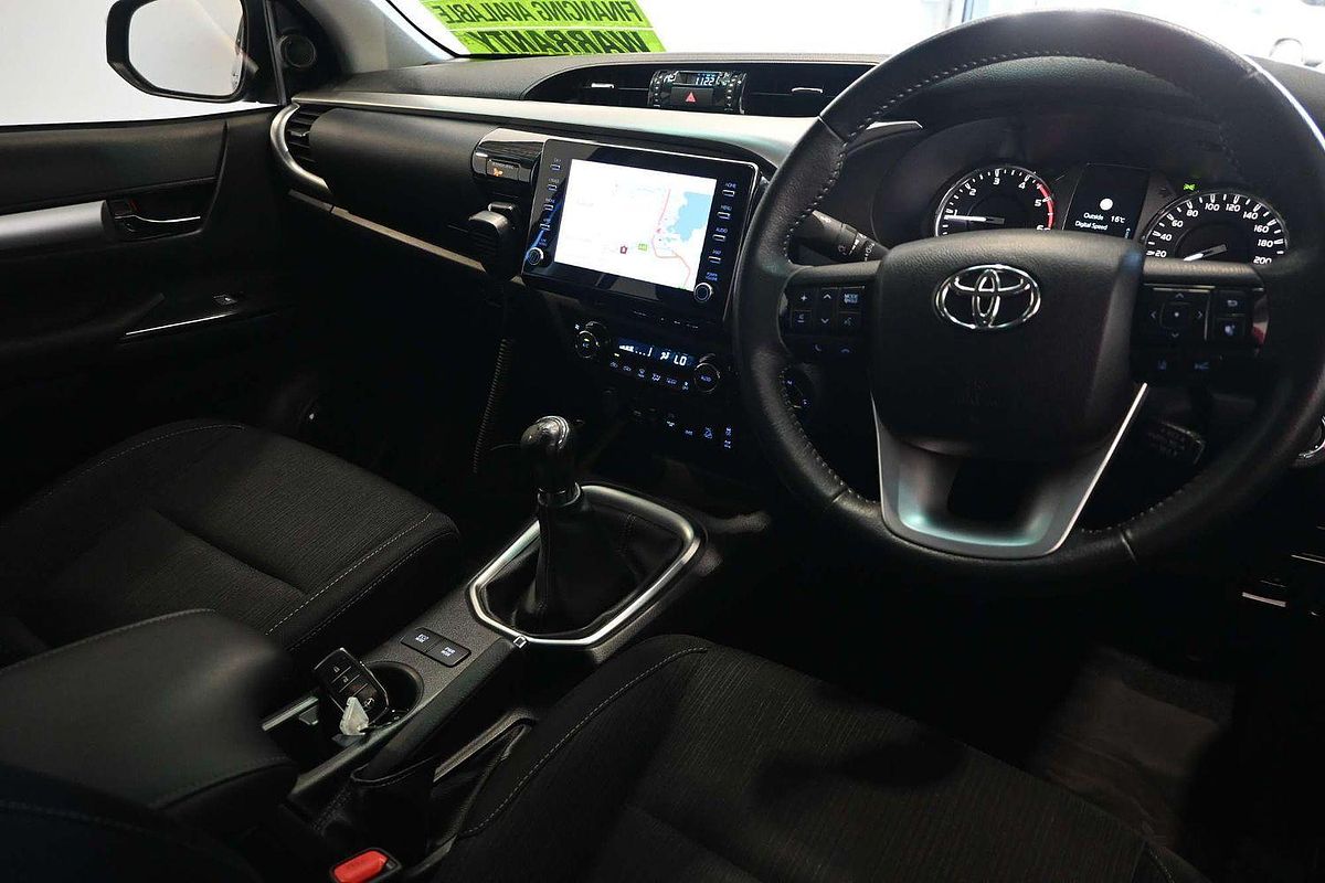 2020 Toyota Hilux SR5 GUN126R 4X4