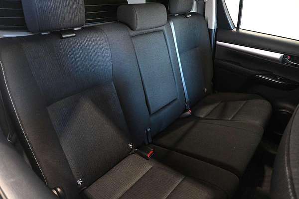 2020 Toyota Hilux SR5 GUN126R 4X4