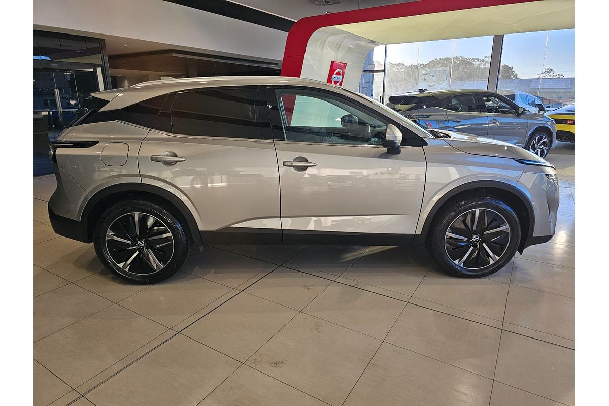 2025 Nissan QASHQAI Ti J12