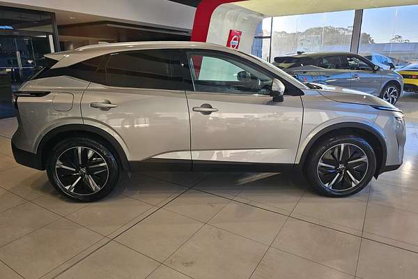 2025 Nissan QASHQAI Ti J12