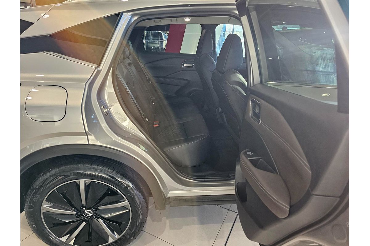 2025 Nissan QASHQAI Ti J12