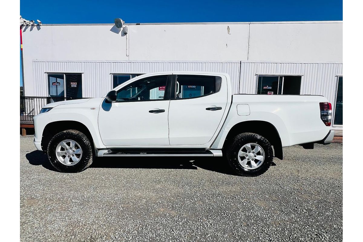 2019 Mitsubishi Triton GLX+ MR 4X4