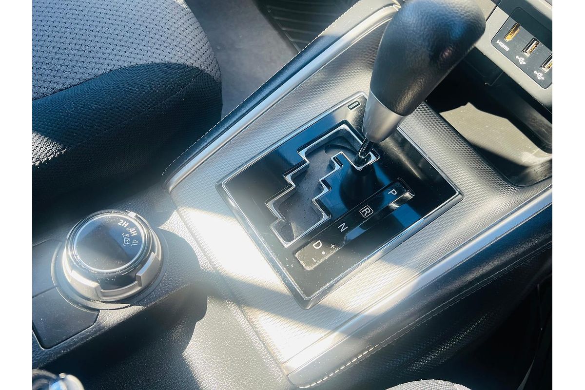 2019 Mitsubishi Triton GLX+ MR 4X4