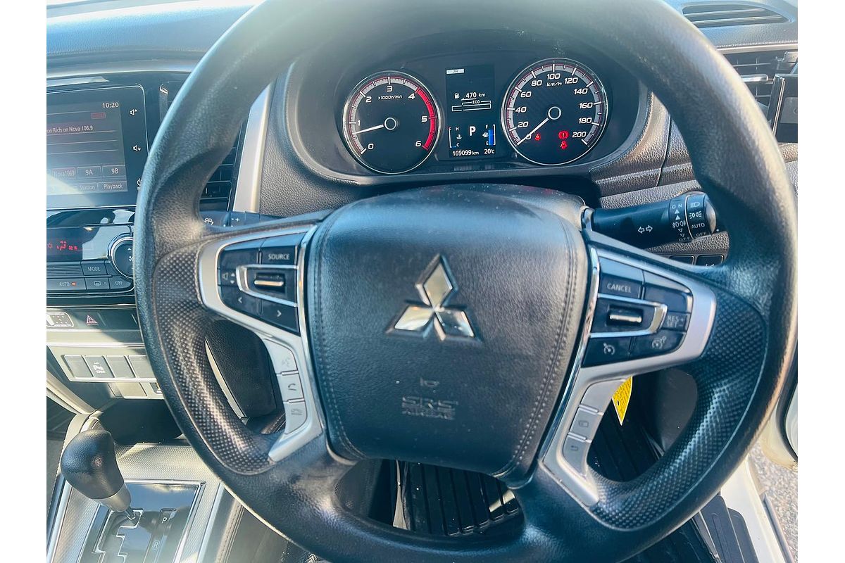 2019 Mitsubishi Triton GLX+ MR 4X4