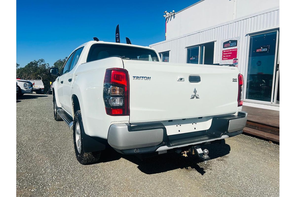 2019 Mitsubishi Triton GLX+ MR 4X4