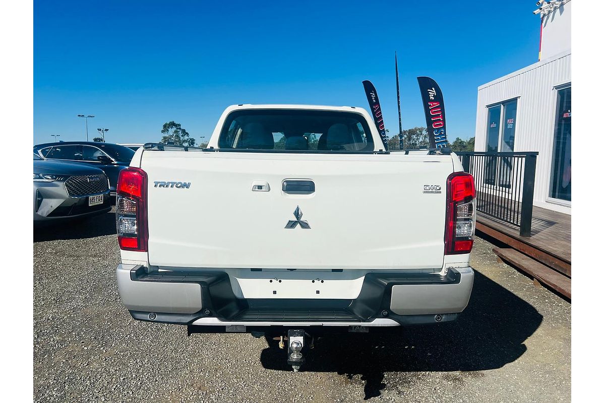 2019 Mitsubishi Triton GLX+ MR 4X4