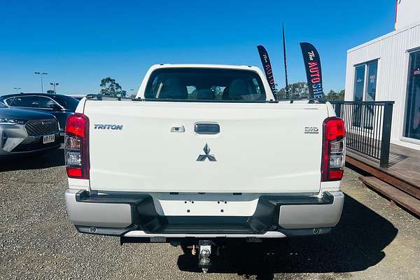 2019 Mitsubishi Triton GLX+ MR 4X4