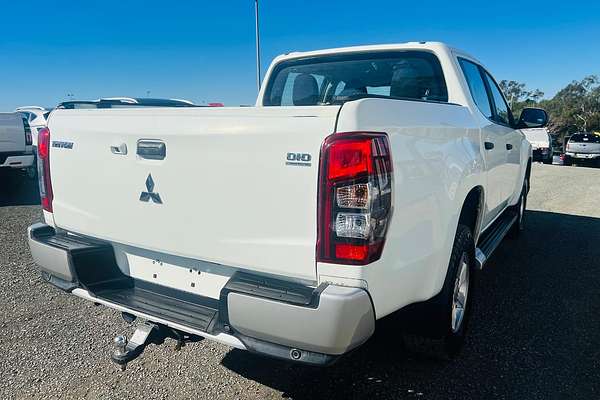 2019 Mitsubishi Triton GLX+ MR 4X4