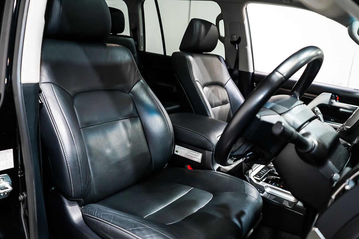 2020 Toyota Landcruiser VX VDJ200R