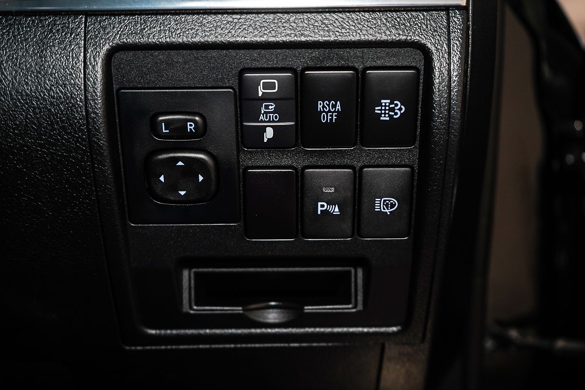 2020 Toyota Landcruiser VX VDJ200R